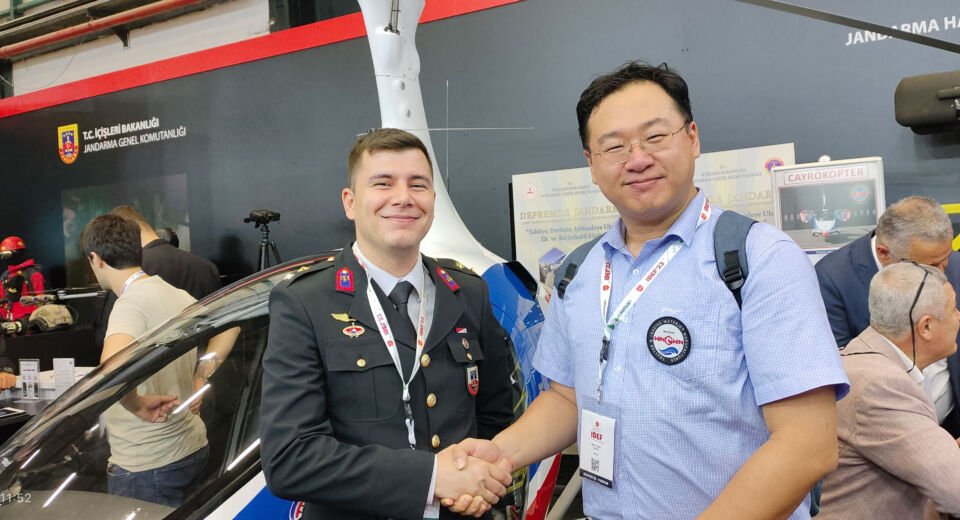 WINWIN jest wynalazcą i światowym liderem rozwiązań do cięcia strumieniem wody. Dzięki strumieniowi wody masz wszechstronność cięcia dowolnego materiału, dowolnego kształtu i dowolnego rozmiaru.